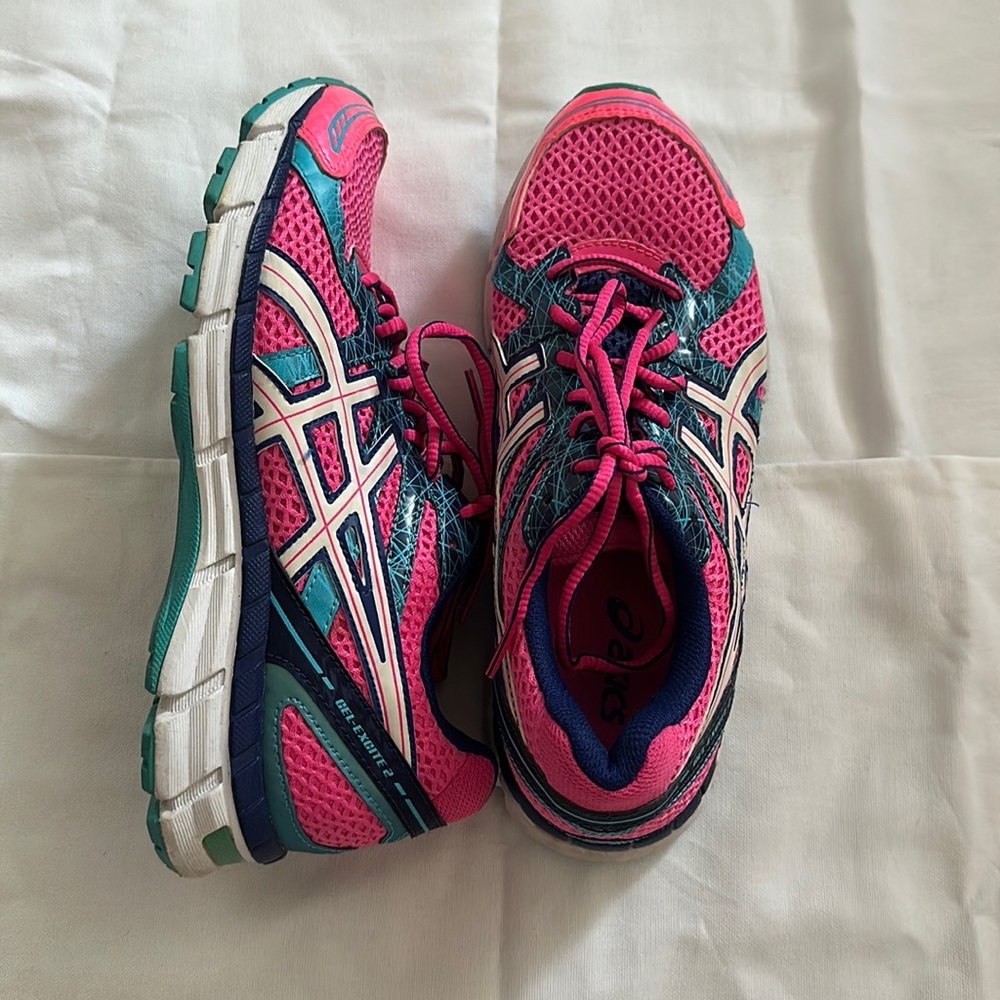ASICS gel excite 2 women’s size 7